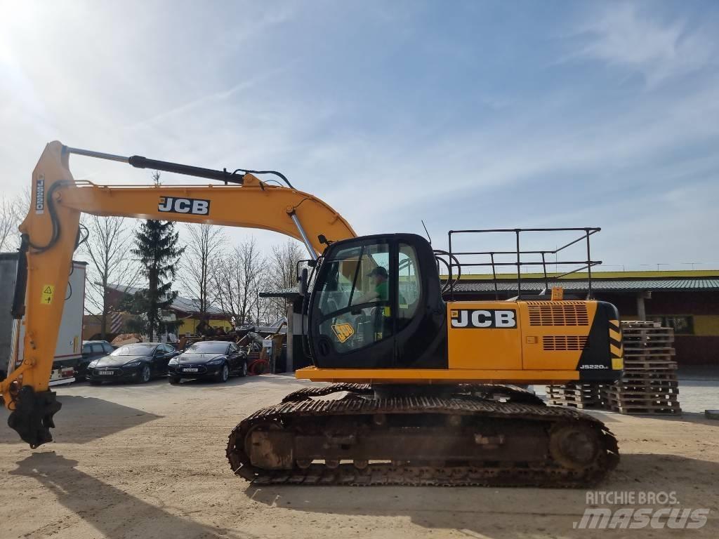 JCB JS 220 LC Paletli ekskavatörler