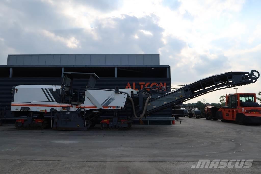 Wirtgen W 250 Asfalt kaziyicilar