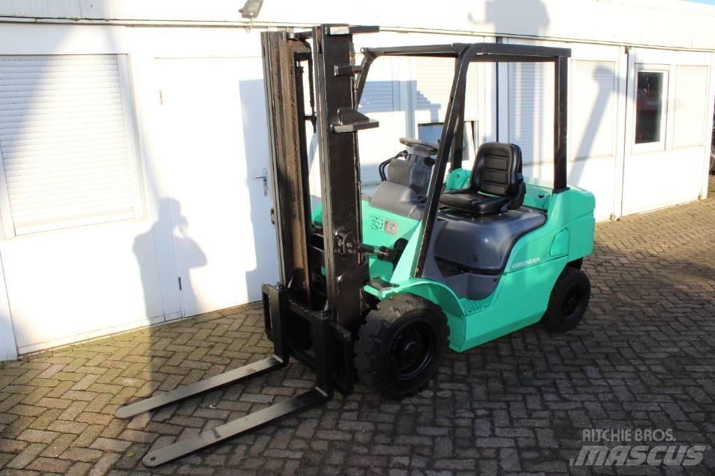 Mitsubishi FD25N Dizel forkliftler