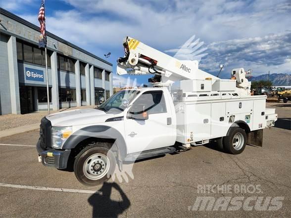 Altec AT40M Araç üstü platformlar