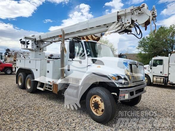 Altec D3060BTR Araç üstü platformlar