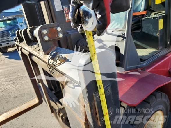 Clark C75L Dizel forkliftler