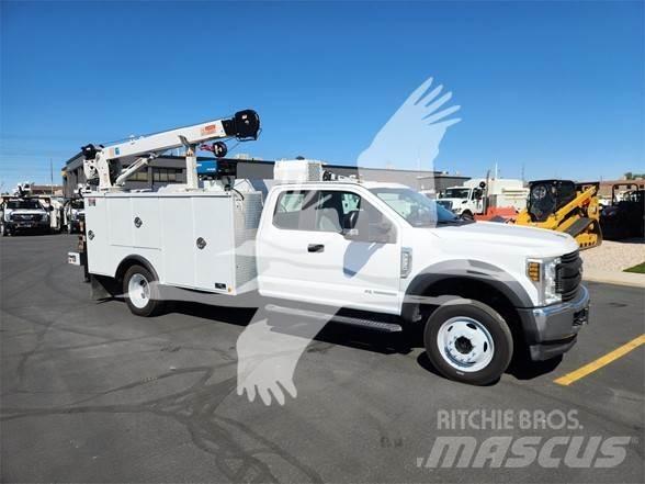 Ford F550 Diger