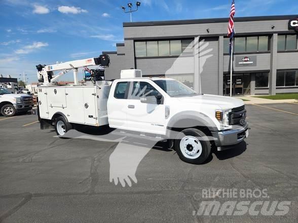 Ford F550 Diger