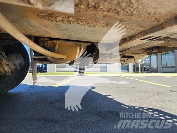 Ford F750 SD Diger