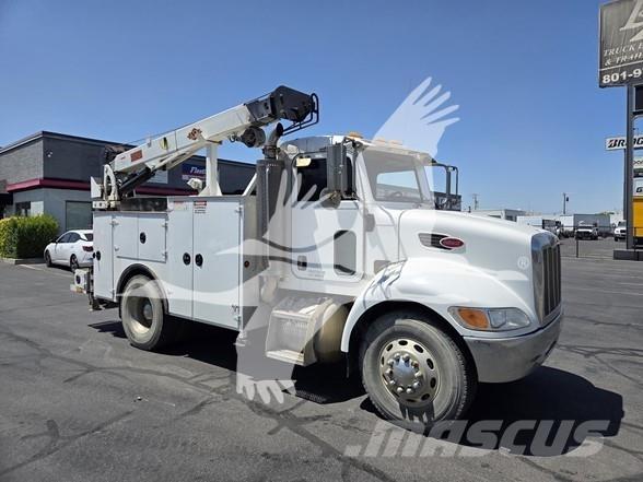 Peterbilt 335 Diger