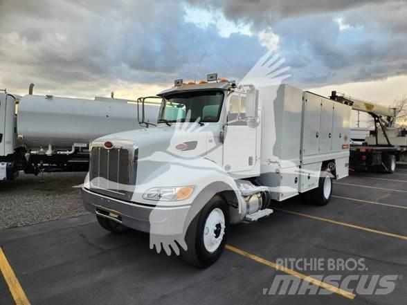 Peterbilt 337 Diger