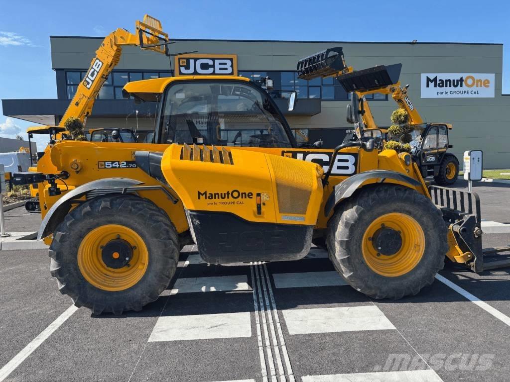 JCB 542-70 Tarimsal teleskopik yükleyiciler