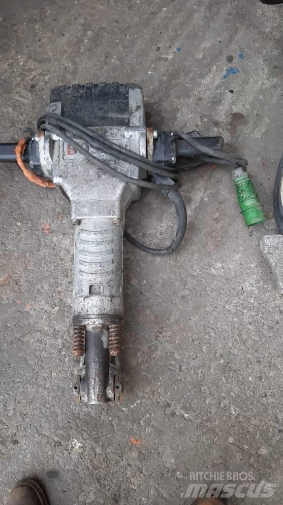 Atlas Copco 25 KI Hidrolik kırıcılar