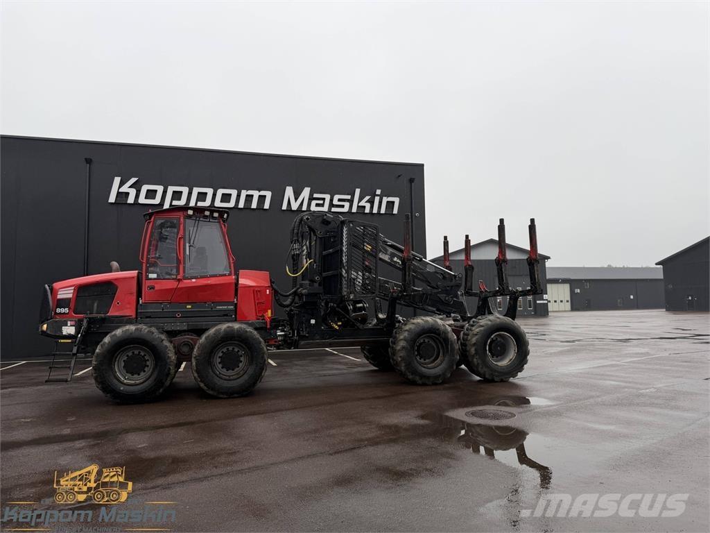 Komatsu 895 Tomruk yükleyici traktörler