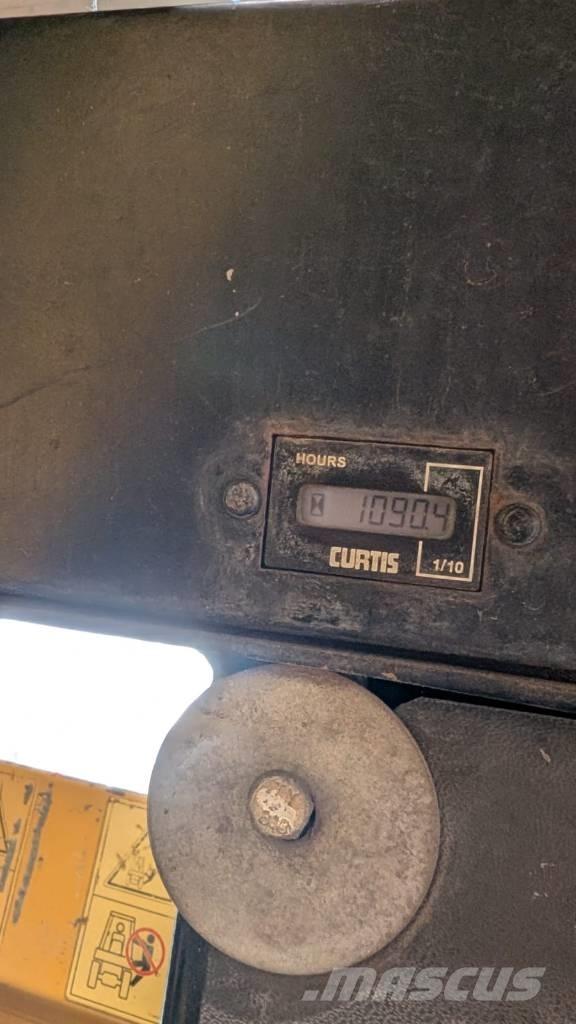 Mecalac TA 1 EH Belden kirma kamyonlar