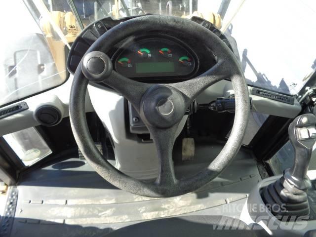 CAT 908M Tekerlekli yükleyiciler
