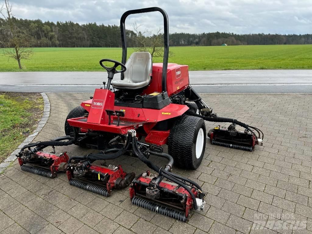 Toro Reelmaster6700D Fairway çim biçme makineleri