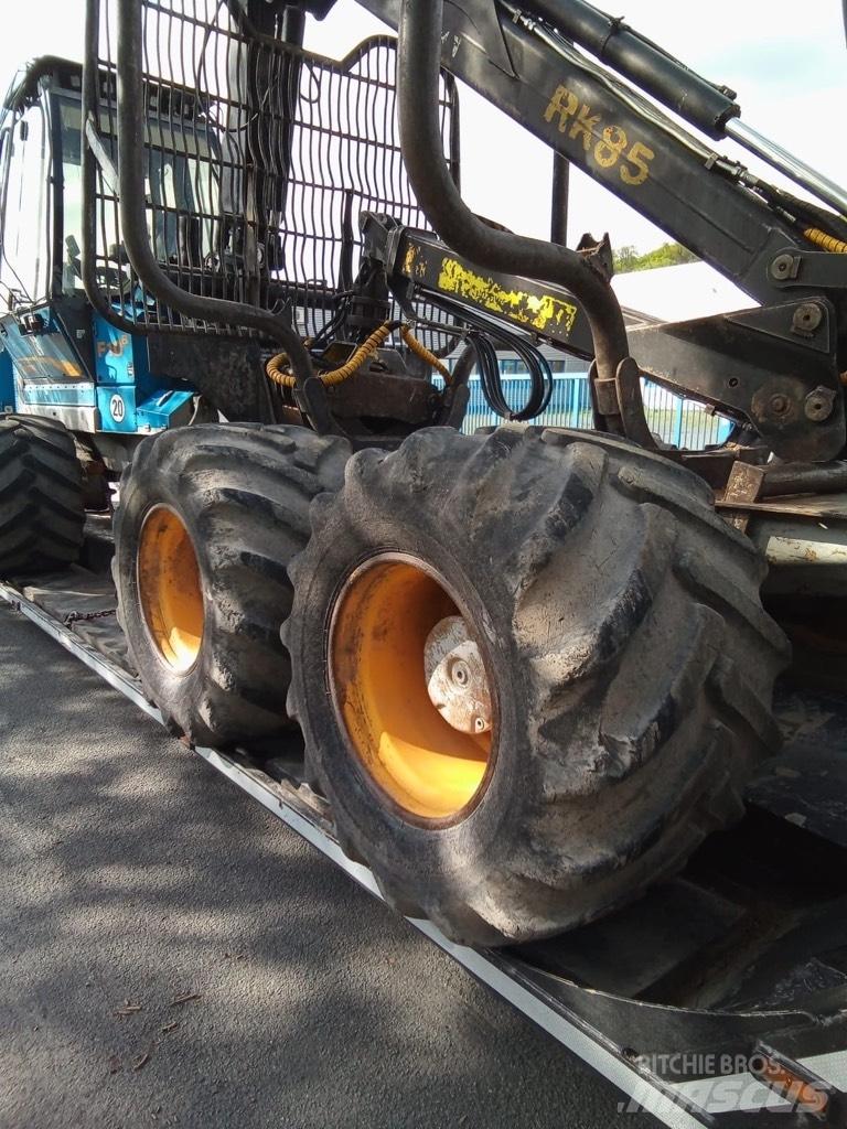 Rottne F10B Tomruk yükleyici traktörler