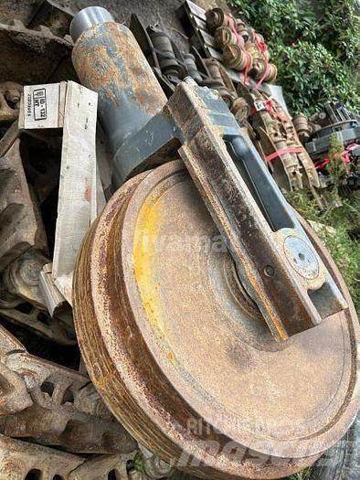 Liebherr R954CHD Lastikler