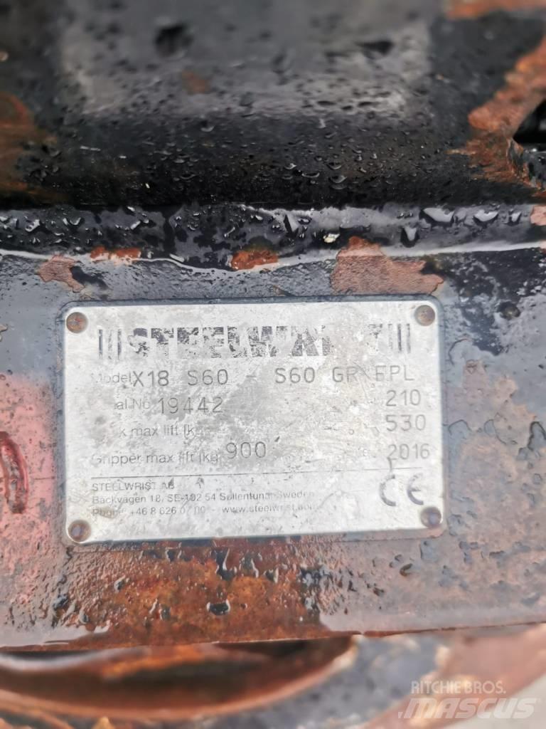 Volvo EW160E Lastik tekerli ekskavatörler