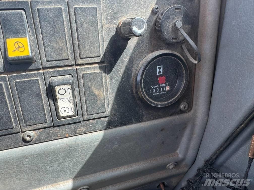 Volvo L 120 D Tekerlekli yükleyiciler
