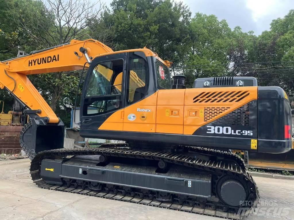 Hyundai R300LC-9S Paletli ekskavatörler