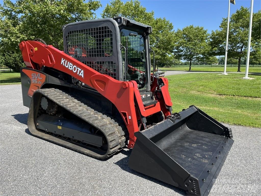 Kubota SVL 95-2 S Skid steer loderler