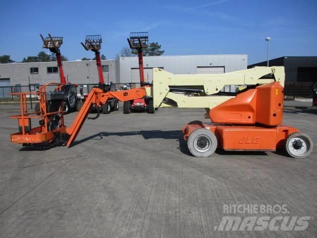 JLG E400AJP (817) Kompakt kendinden tahrikli personel platformları