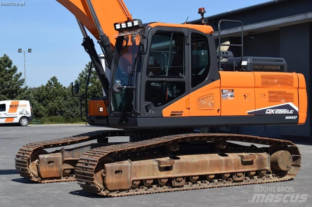 Doosan DX 255 LC-7 Paletli ekskavatörler