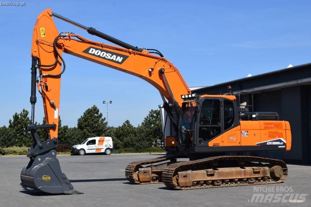 Doosan DX 255 LC-7 Paletli ekskavatörler