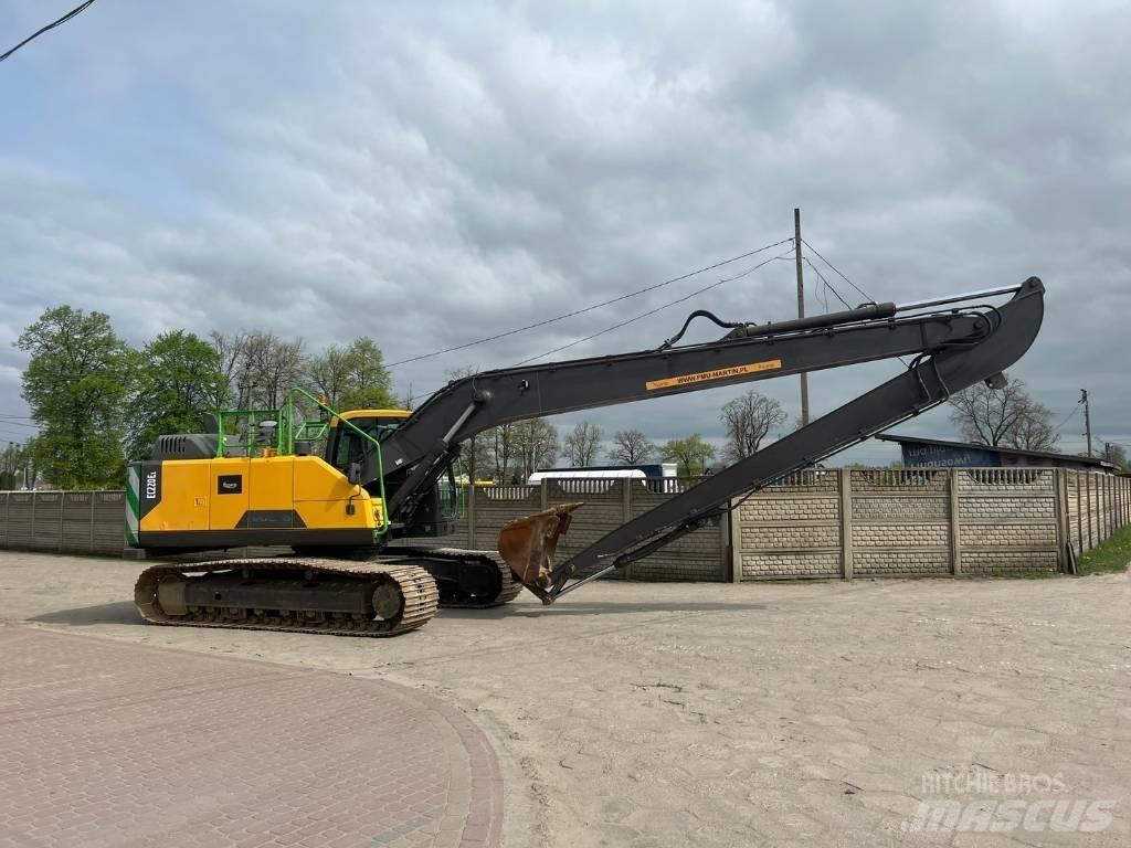 Volvo EC220EL LONG Paletli ekskavatörler