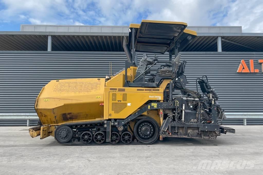 CAT AP555F Asfalt sericiler