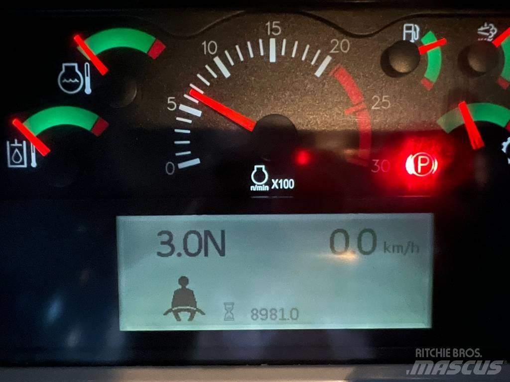 CAT 972 M Tekerlekli yükleyiciler