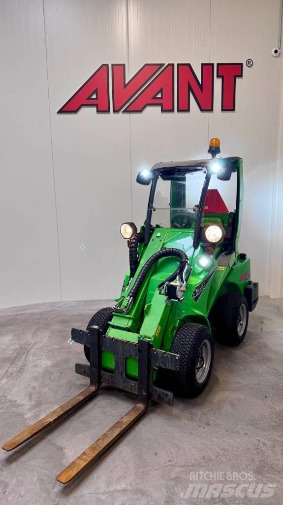 Avant 423 Skid steer loderler