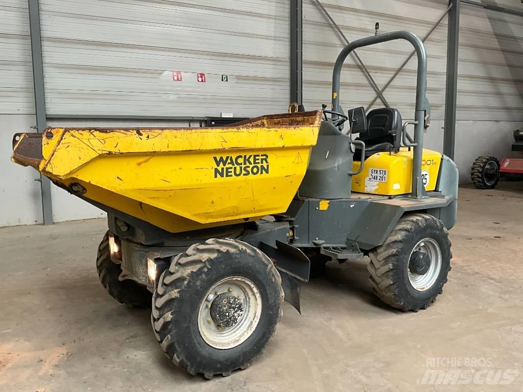 Neuson 5001 Belden kirma kamyonlar