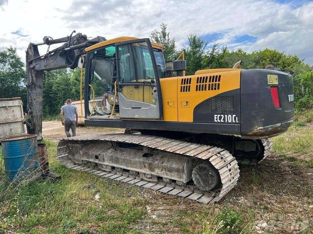 Volvo EC 210 C L Paletli ekskavatörler