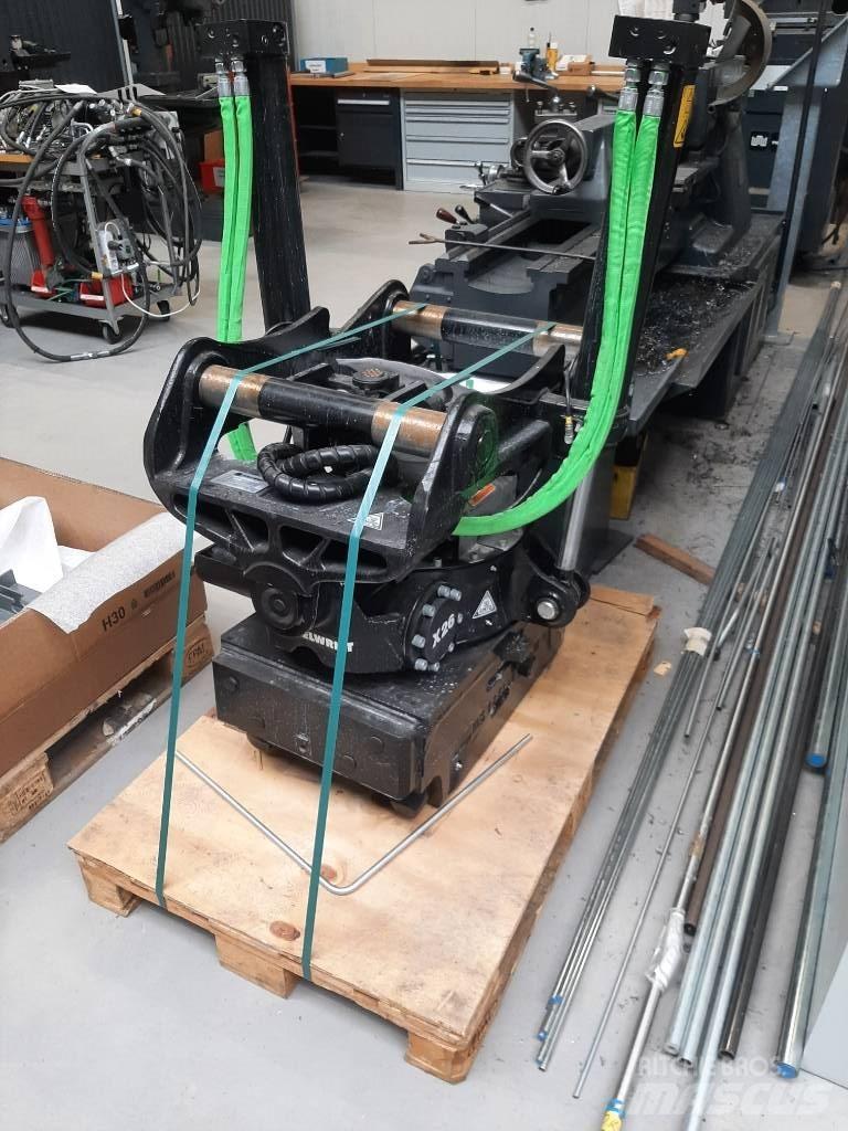Steelwrist X26 S70 Paletli ekskavatörler