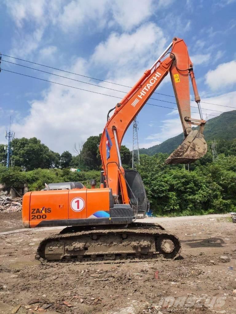 Hitachi EX 200-5 Paletli ekskavatörler