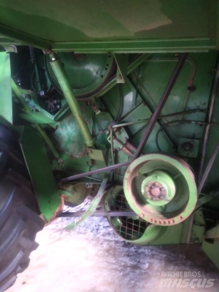 John Deere 1065 Biçerdöverler