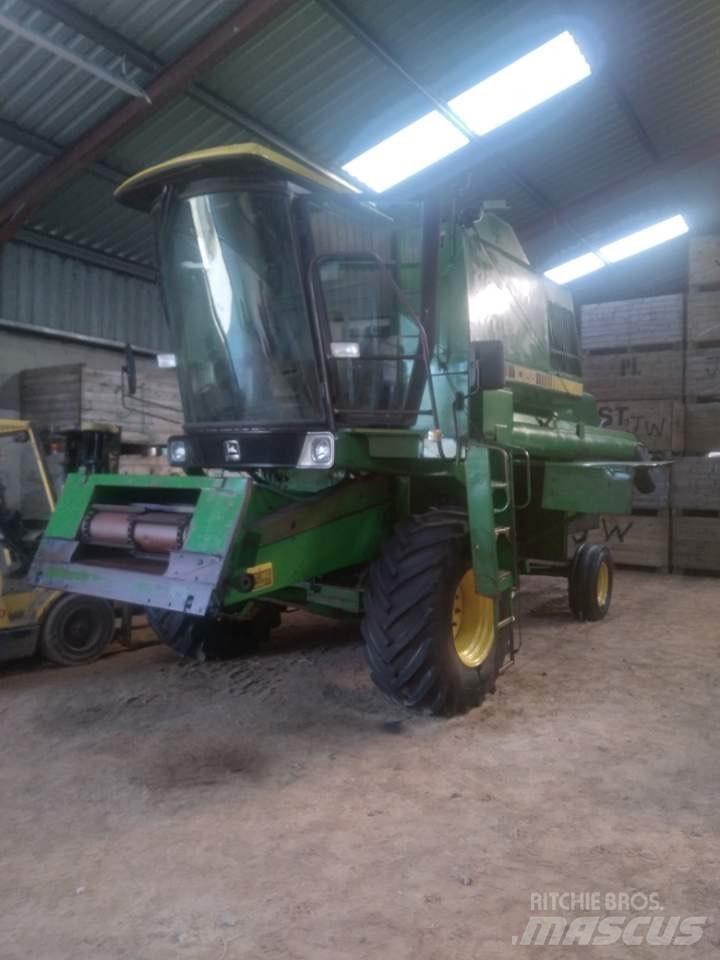John Deere 1065 Biçerdöverler