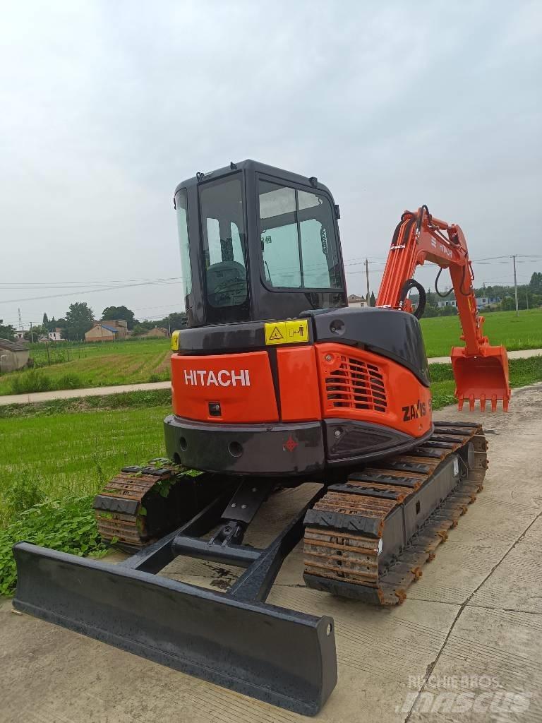 Hitachi ZX50U Mini ekskavatörler, 7 tona dek