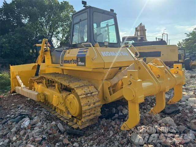 Komatsu D 85 Paletli dozerler