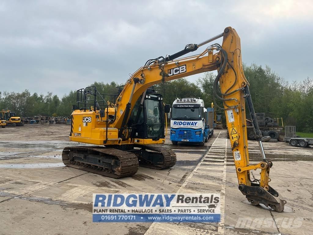 JCB JS 131 LC Paletli ekskavatörler