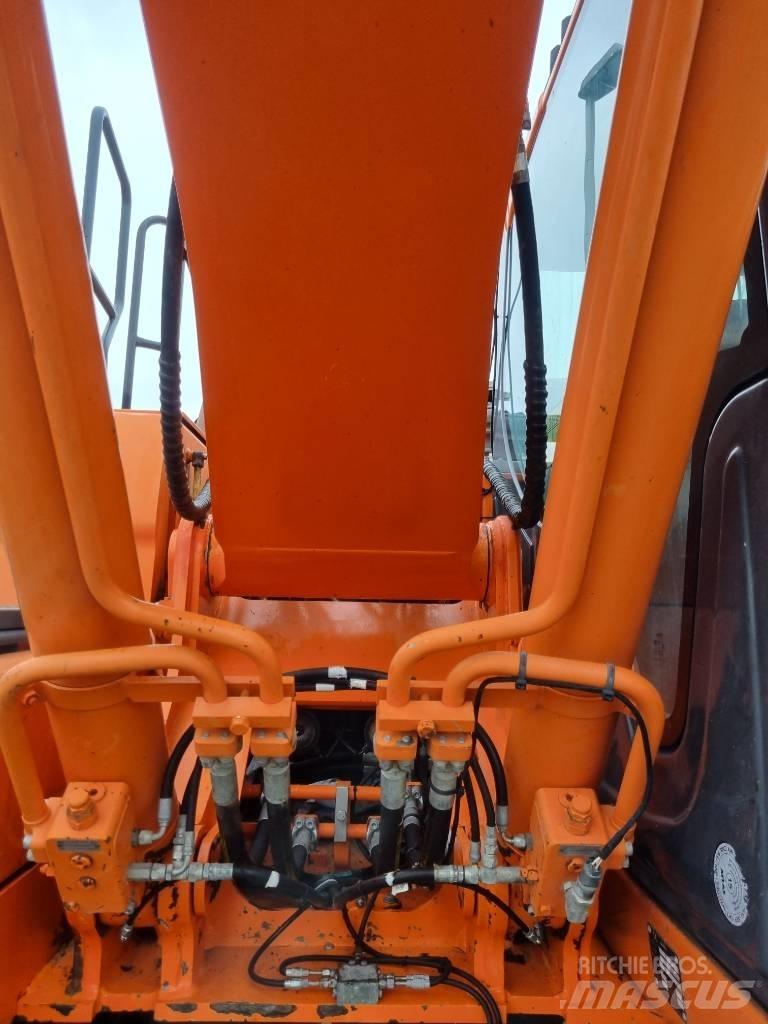Doosan DX 180 LC-3 Paletli ekskavatörler