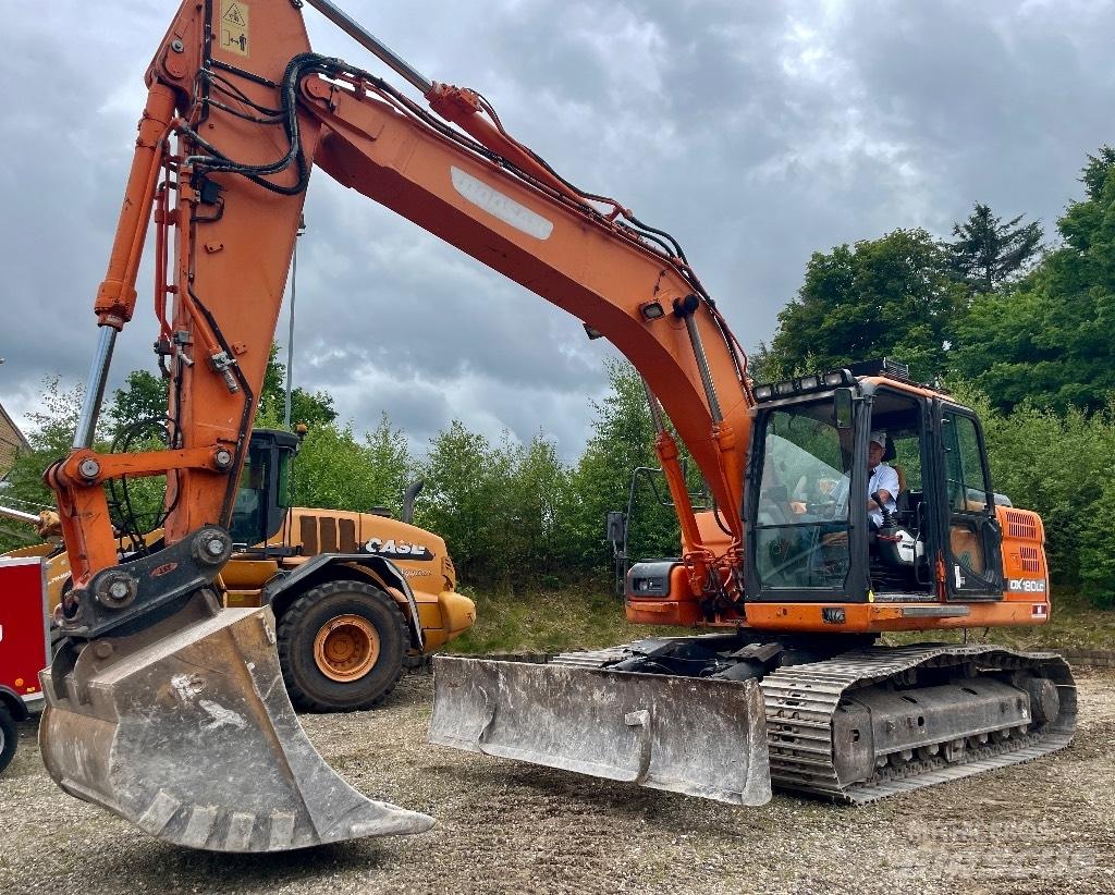 Doosan DX 180 LC-3 Paletli ekskavatörler