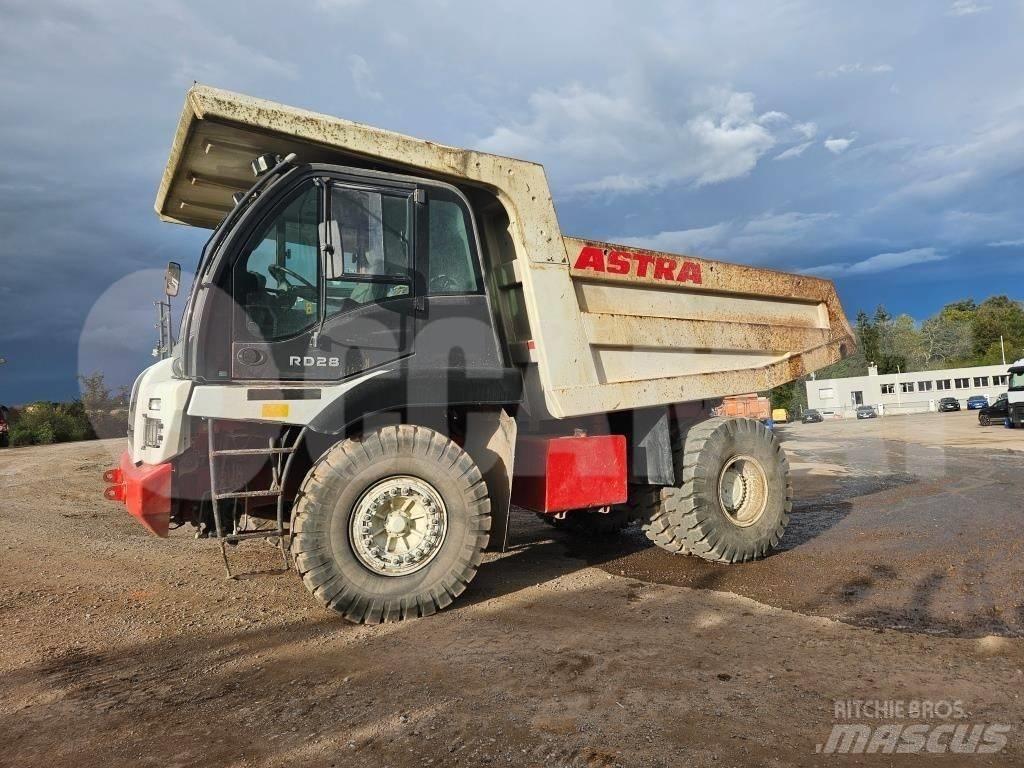 Astra RD 28 C Yol disi kaya kamyonu
