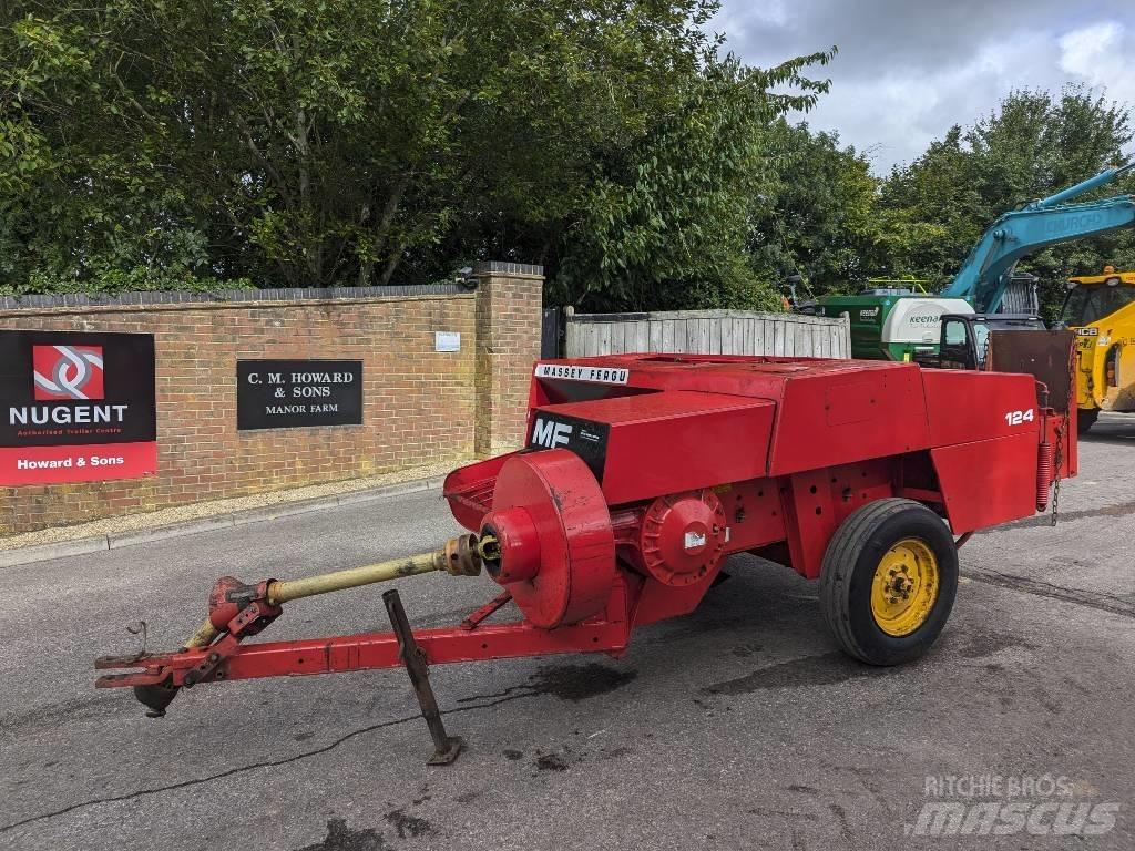 Massey Ferguson 124 Küp balya makinalari