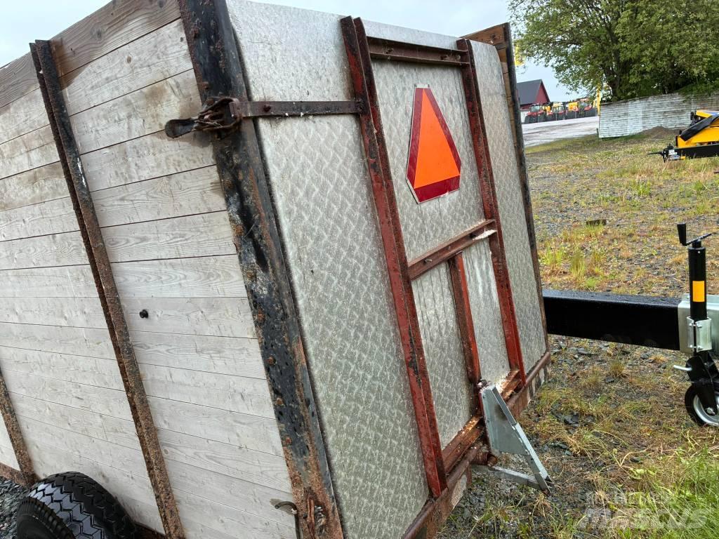  Djurkärra enkel Diger römorklar