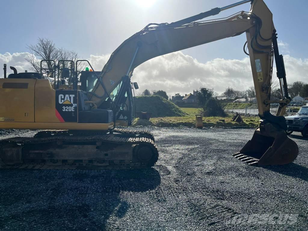 CAT 320 EL Paletli ekskavatörler