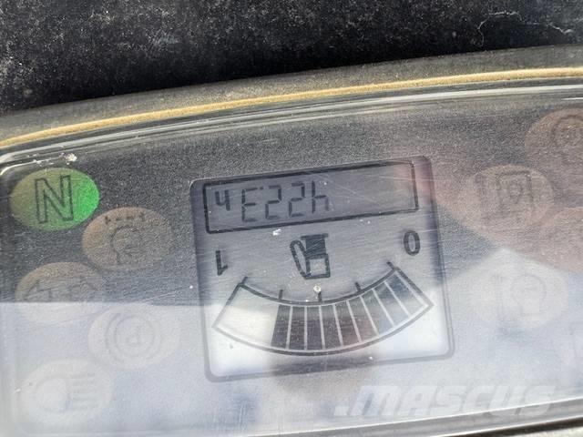 JCB 1T-2 Belden kirma kamyonlar