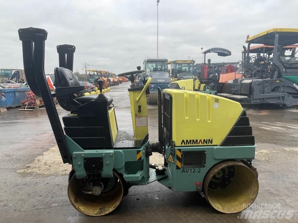 Ammann AV 12-2 Çift tamburlu silindirler