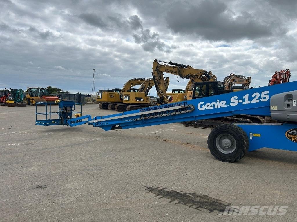Genie S 125 Teleskopik personel platformları