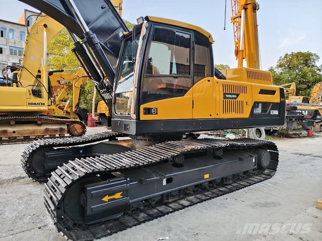 Volvo EC 380 D L Paletli ekskavatörler