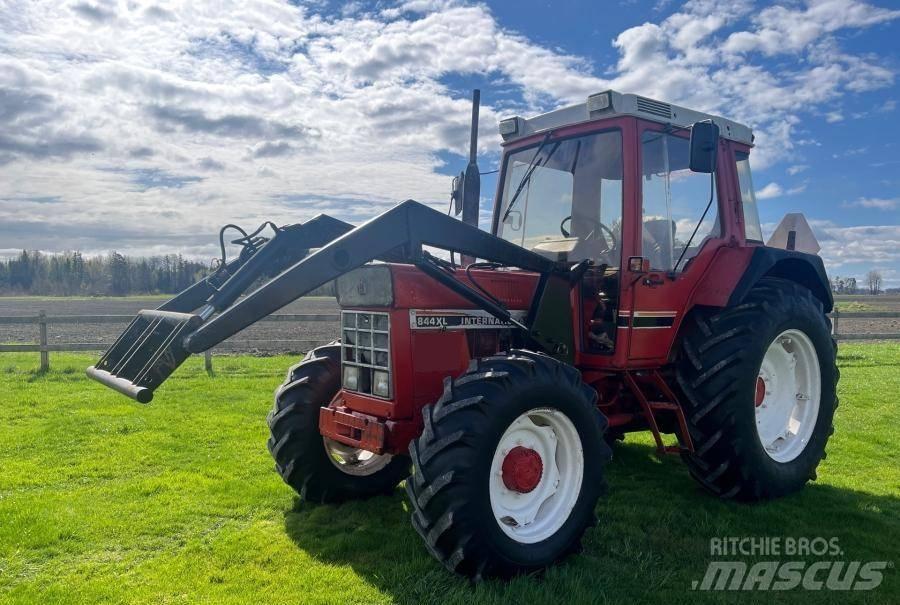 Case IH 844 XL Traktörler